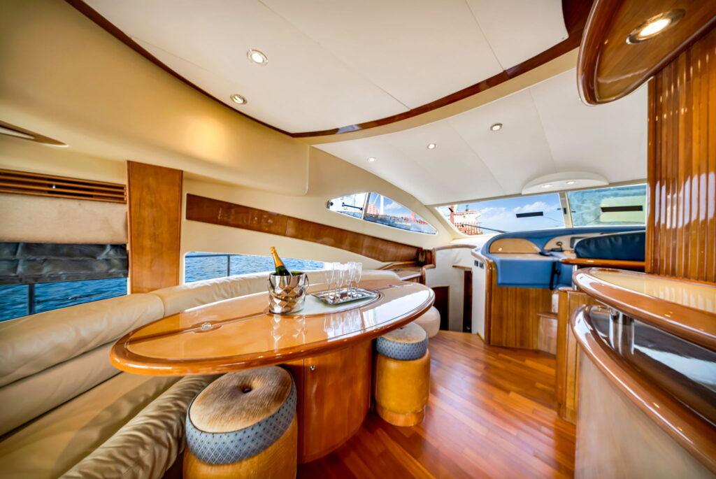 %Miami Yacht Rentals%